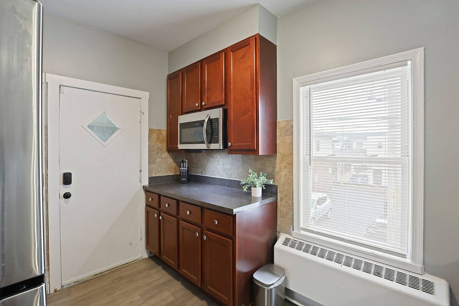 Full kitchen. Includes:
baking sheet, coffee, coffee maker, cooking basics, dishes and silverware, freezer, hot water, kettle, microwave, refrigerator, oven, stove, toaster, wine glasses.