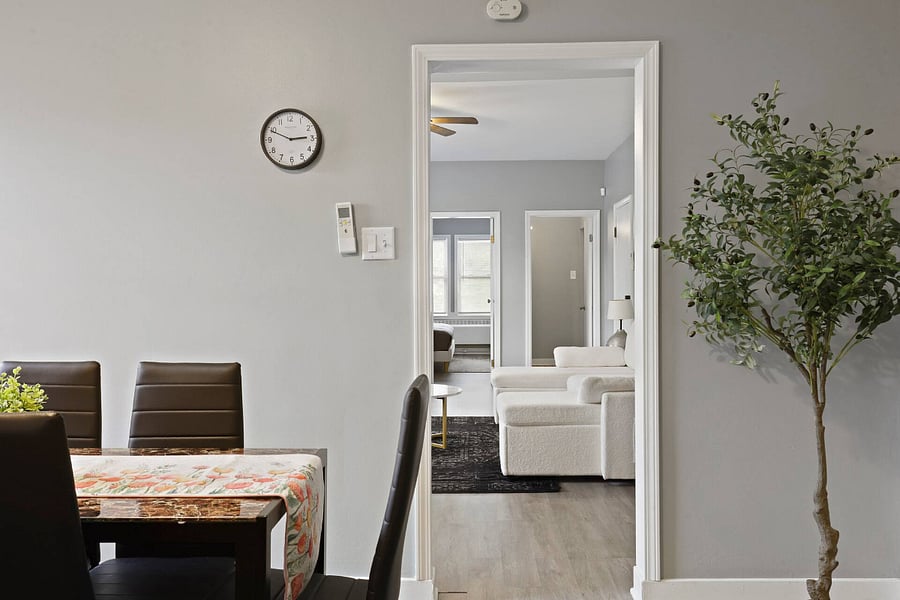 Dining area.
Includes: Air conditioning, Dining table, HeatingWine glasses