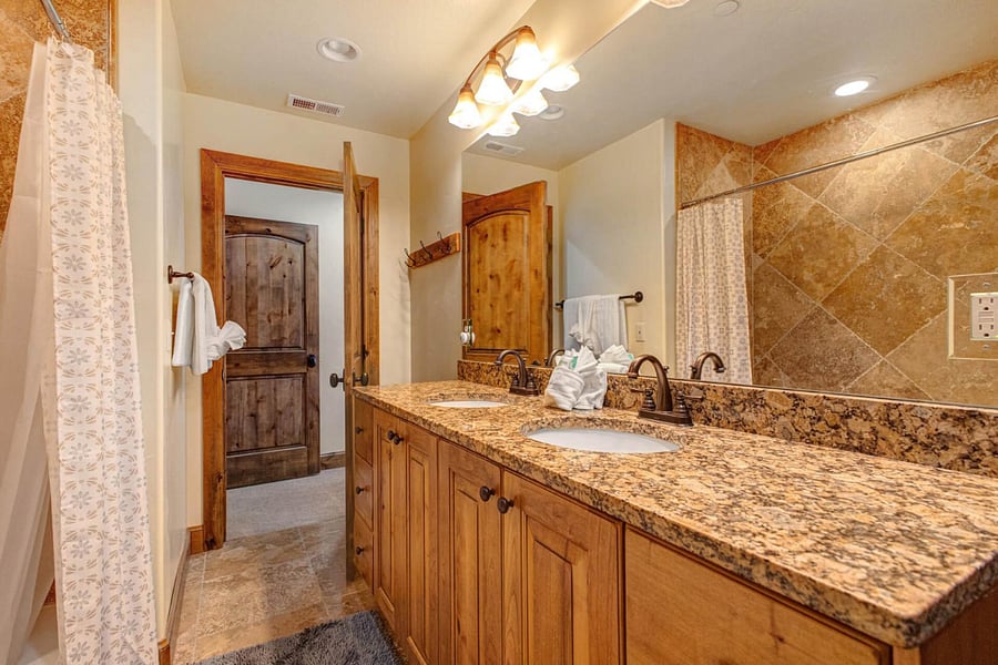 Furnished Finder property 979075_1 photo 24