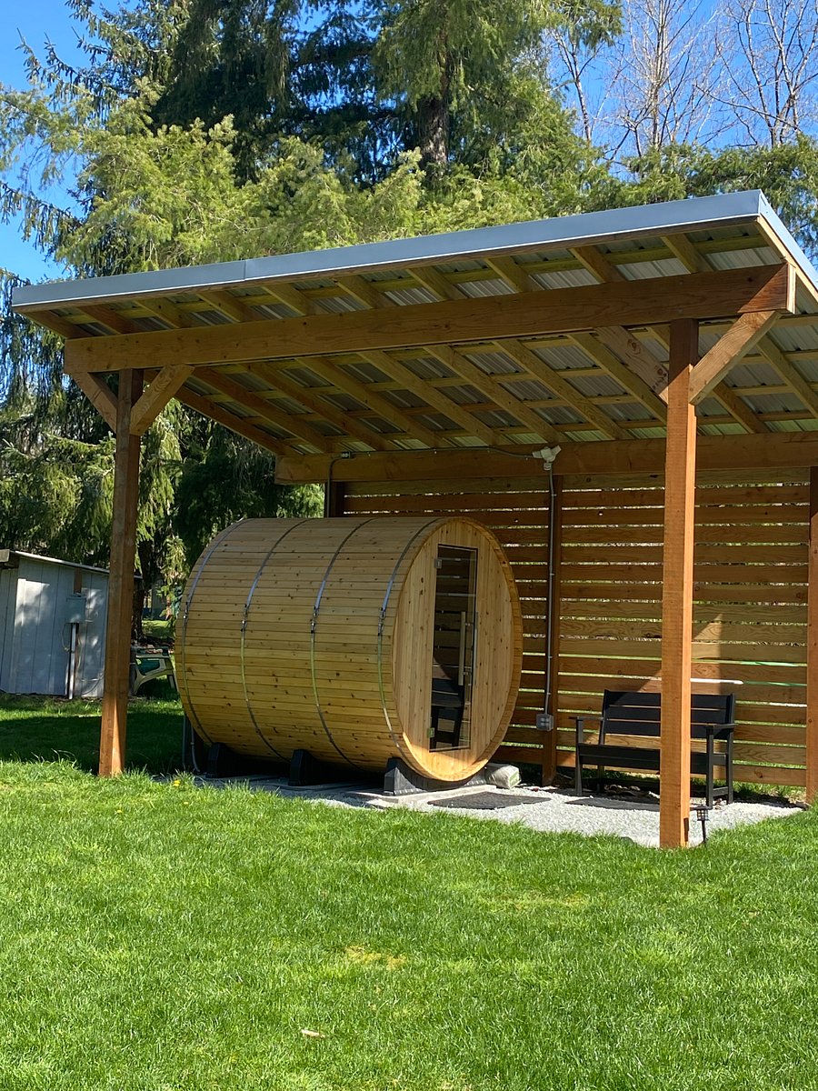 NEW Outdoor Barrel Sauna 
