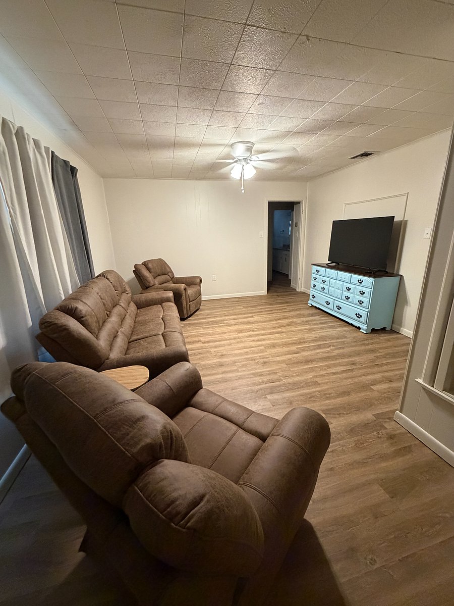 Furnished Finder property 979273_1 photo 4
