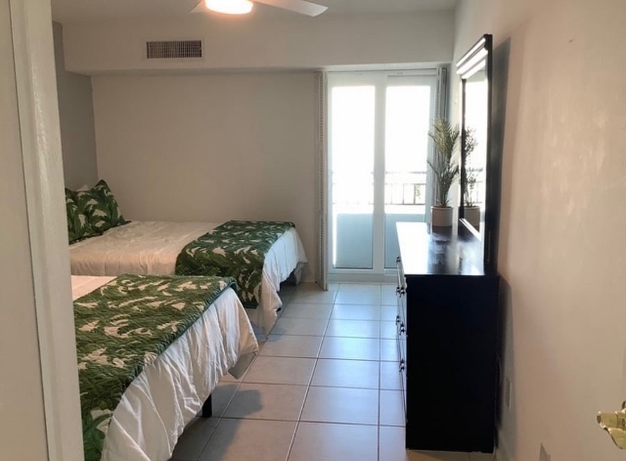 Secondary bedroom