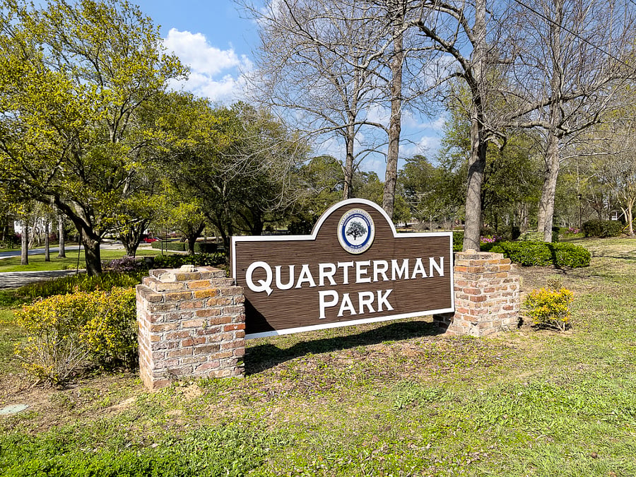 Quarterman Park is .4 miles away from the Airbnb. About a 10-minute walk. This park has a walking path, large pond w/ fountain and lots of geese at certain times of the year.  Another great spot for walking the dog, unless your dog chases geese!