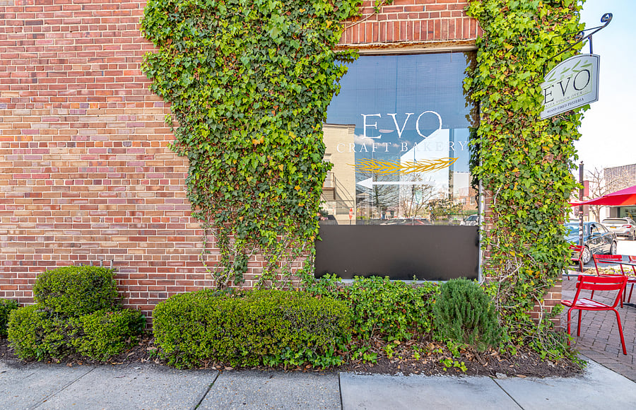 In the back of EVO is EVO Bakery. Great deserts, coffees, treats and much more. Only 400 steps from the home!
