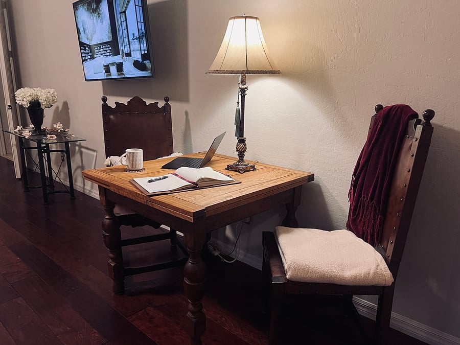 Work/Dine Space