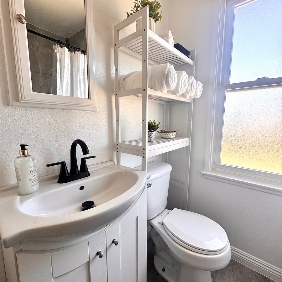 Guest Bathroom