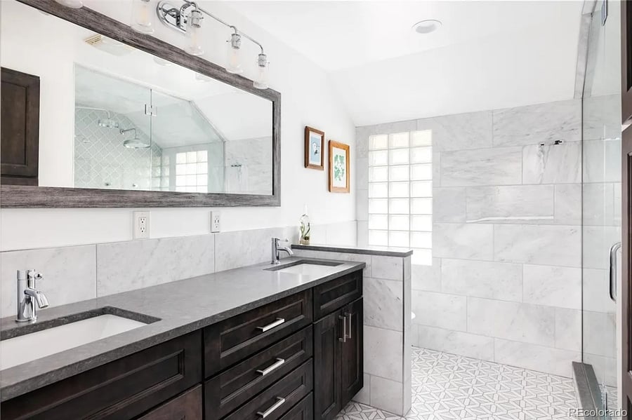 BR2 Bath