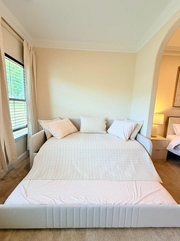 Twin day bed with twin trundle pulled out