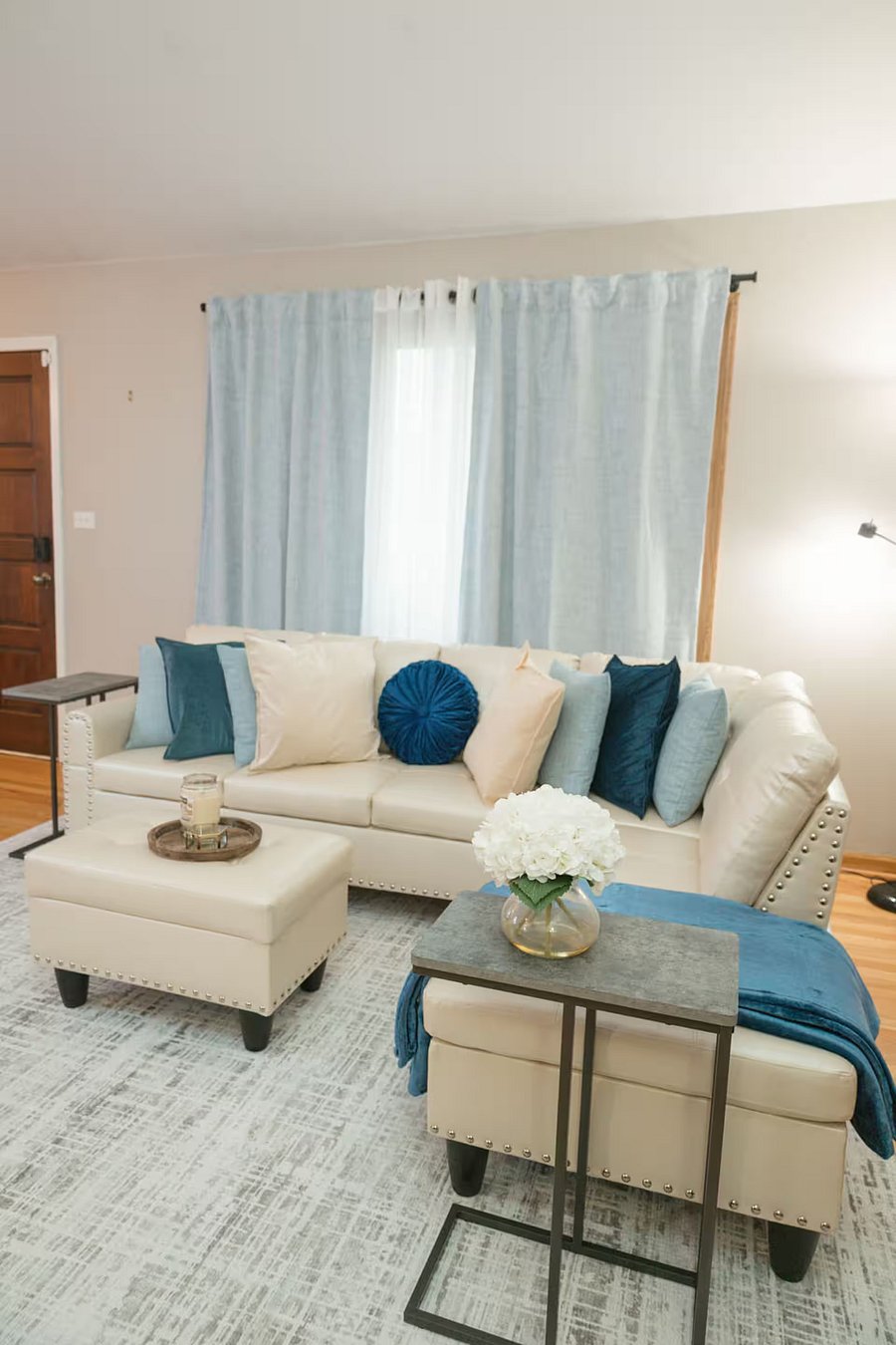 Living room 1