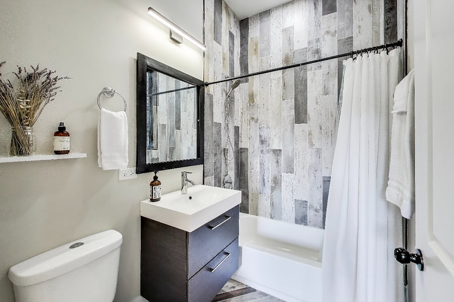 Lower Guest Room Bath
