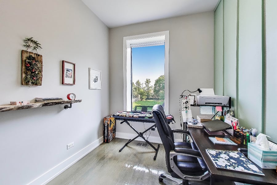 Upper Guest Room Office