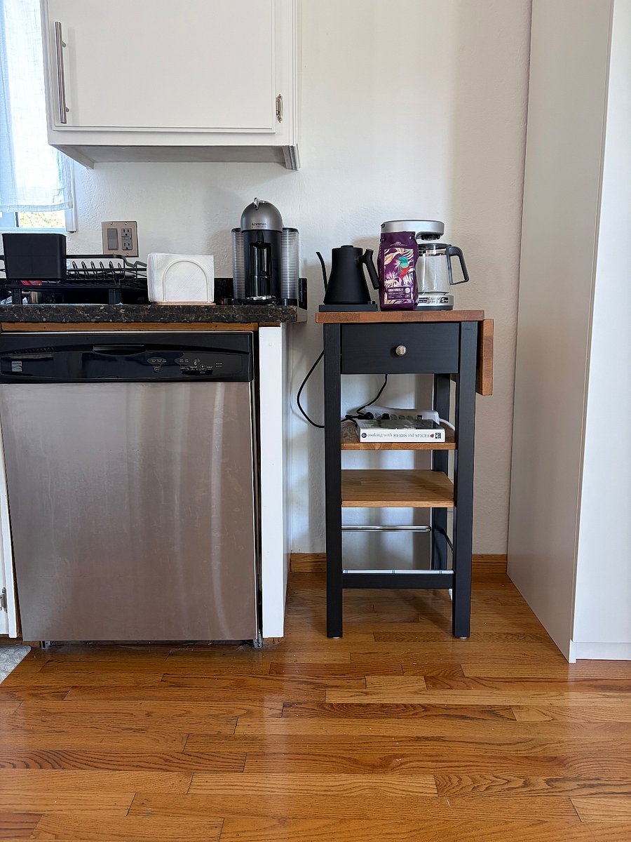 Dishwasher and coffee/tea cart