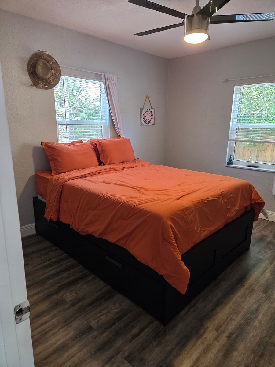 2nd Bedroom