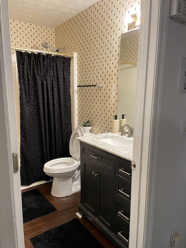 Community bathroom 