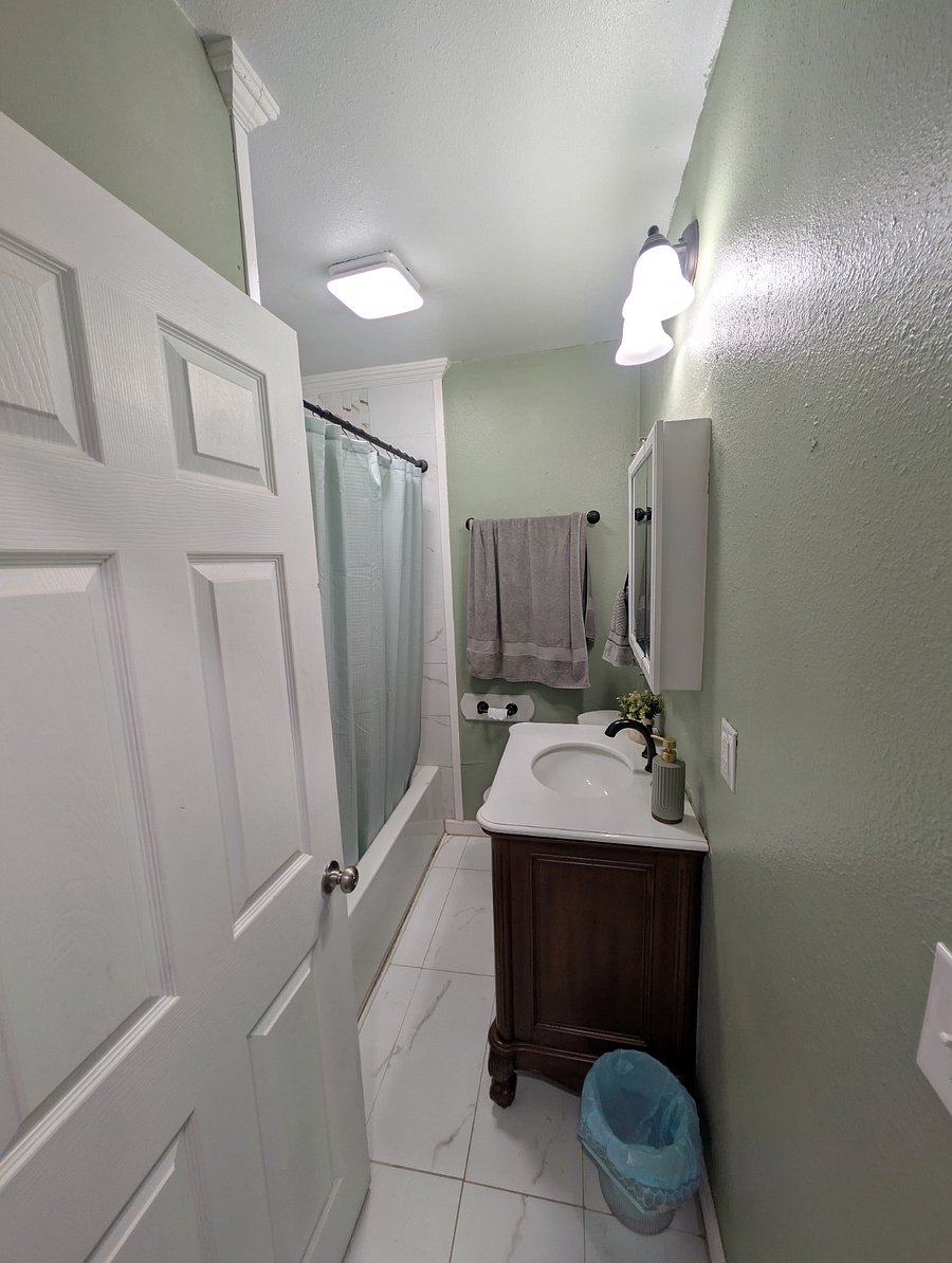 Furnished Finder property 979853_1 photo 9