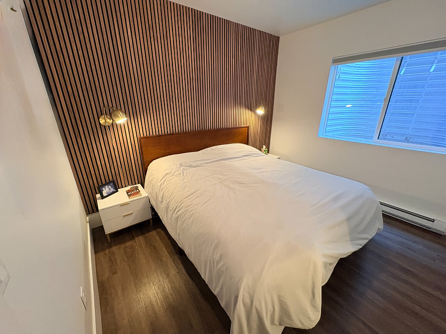 Bedroom with egress windows/ladder per code