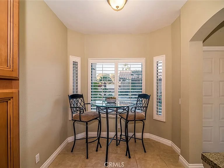 Furnished Finder property 979882_1 photo 8