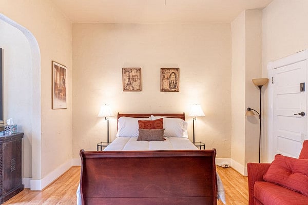 Queen Bed
