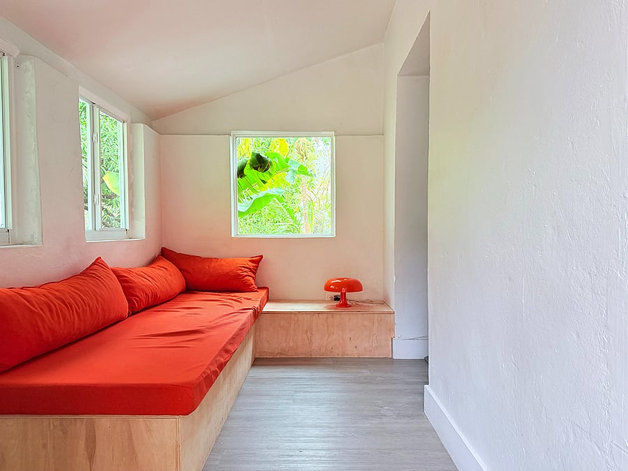 Daybed/chill area