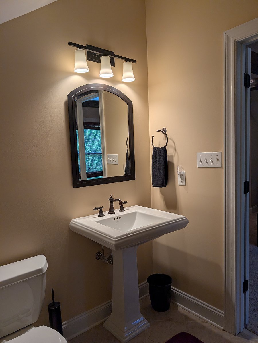 Bathroom vanity