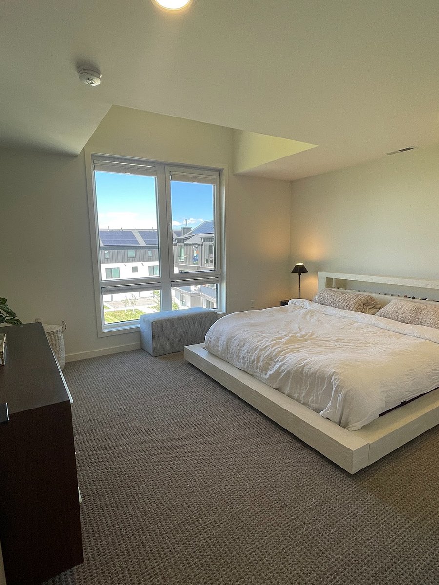 Furnished Finder property 980000_1 photo 11