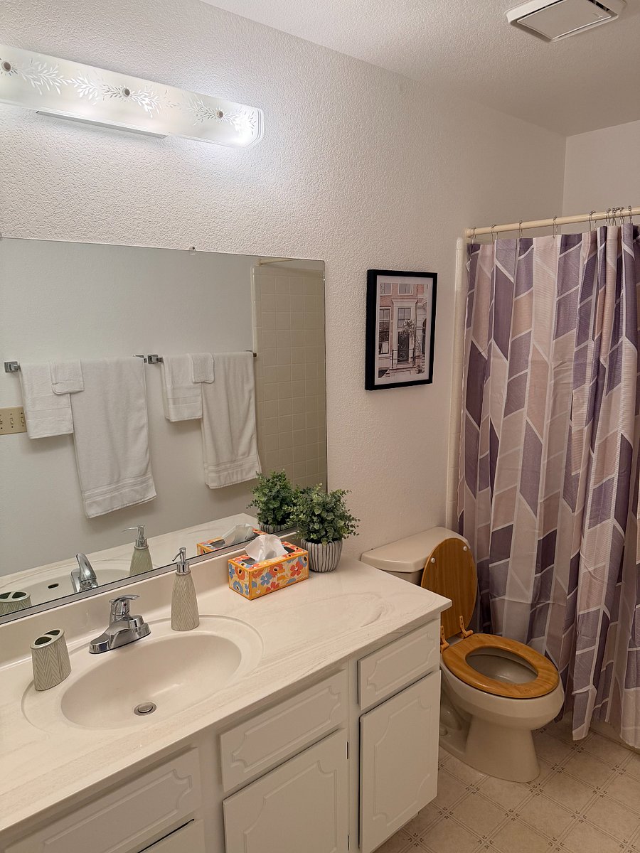 Second bathroom