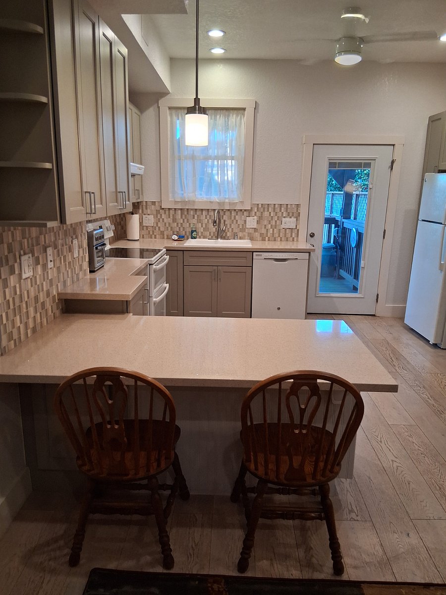 Furnished Finder property 980003_1 photo 9