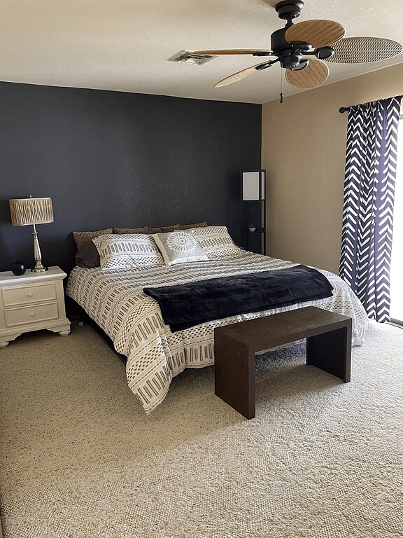 Bedroom 2 - King 
