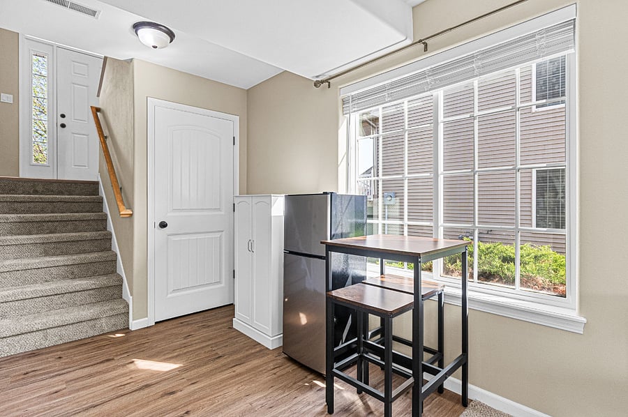 Lower Level Kitchenette / Dining
