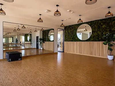 Building Yoga/Dance Studio, Floor 30