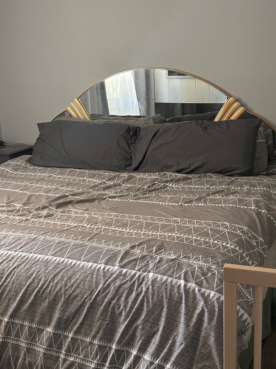 Cal King bed