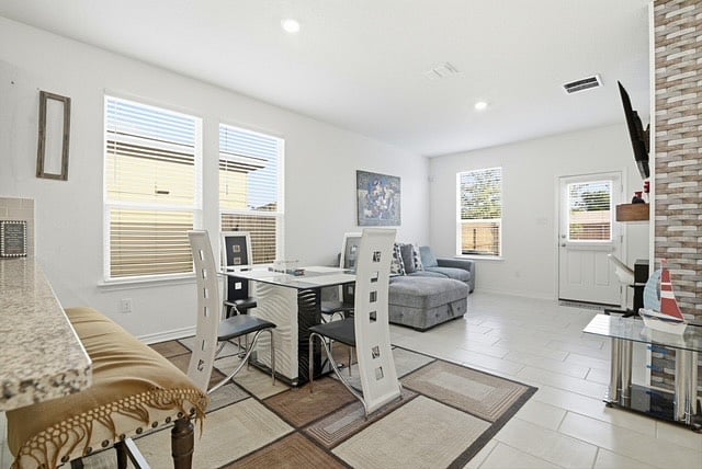 Furnished Finder property 980228_1 photo 7