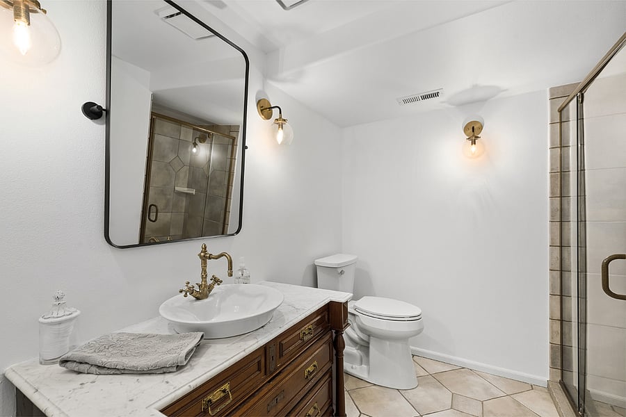 Bath adjacent to Bedroom #4