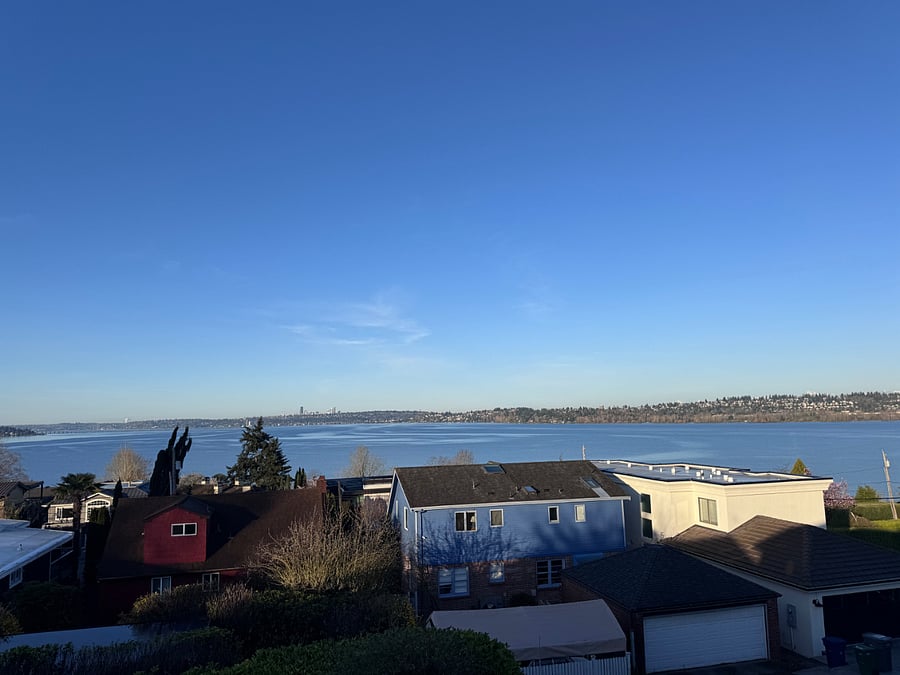 Lake Washington, Seattle Skyline, Mountains