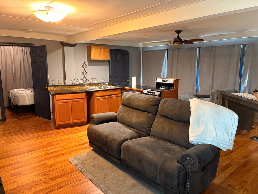 Furnished Finder property 980272_1 photo 3