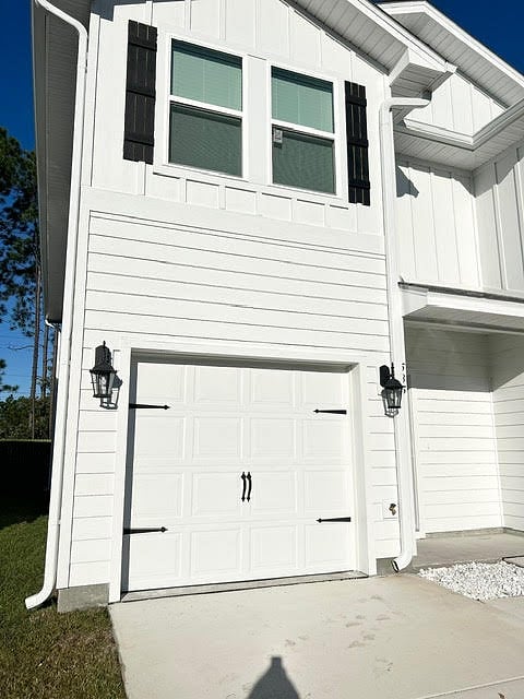 Front of townhome.