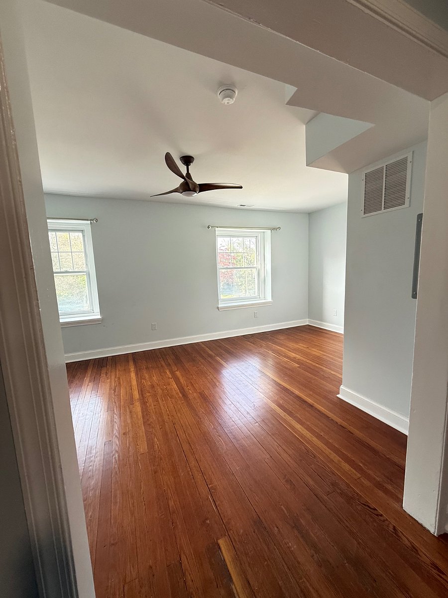 2nd Floor Living Room