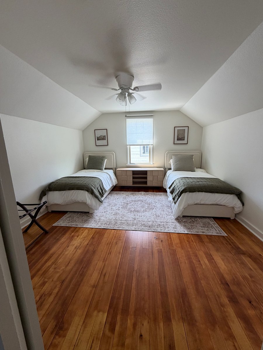Upstairs Twin Room