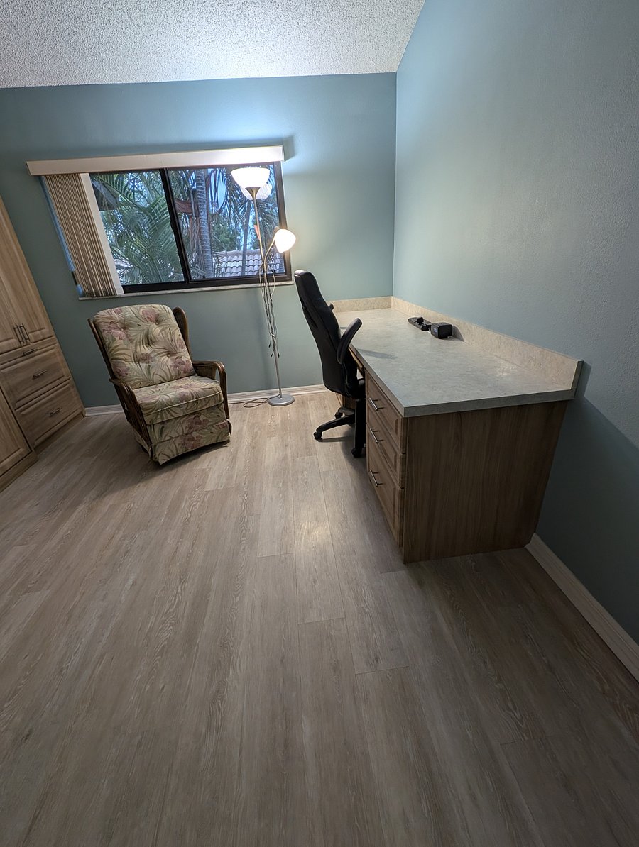 Second bedroom with built in desk