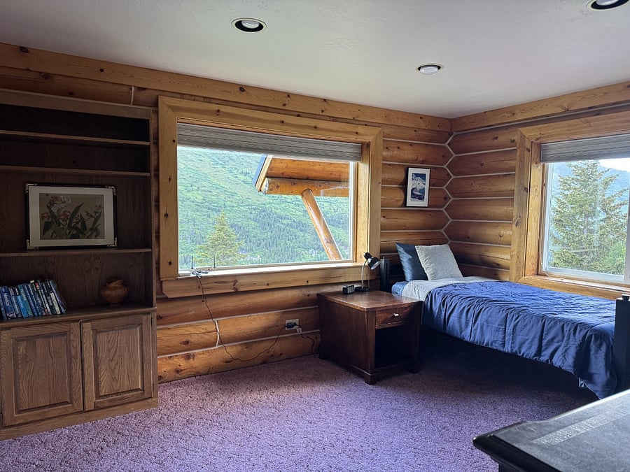 second bedroom
