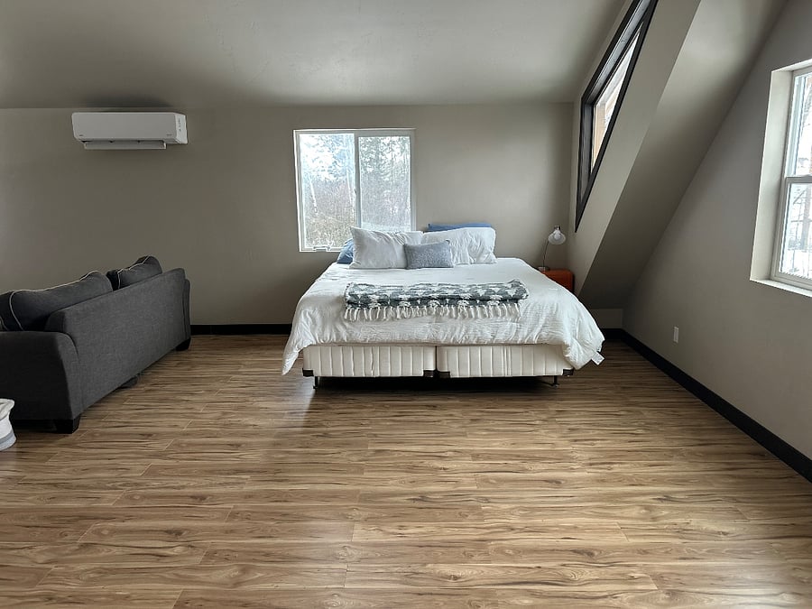 King sized bed