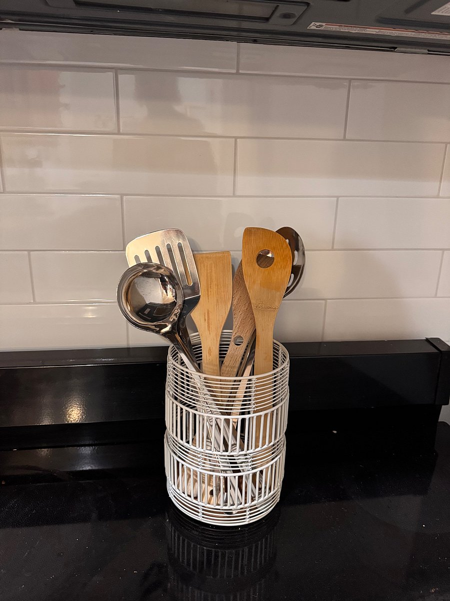 Cooking utensils