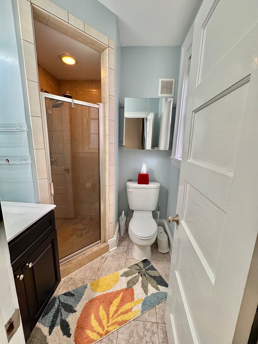 Bathroom with dual head shower, lots of storage, great pressure and hot water.
