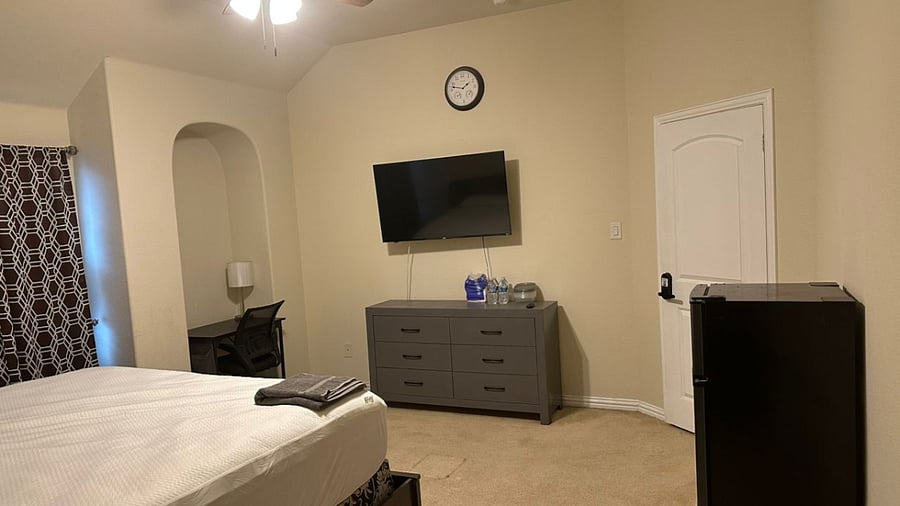 Furnished Finder property 980513_1 photo 3