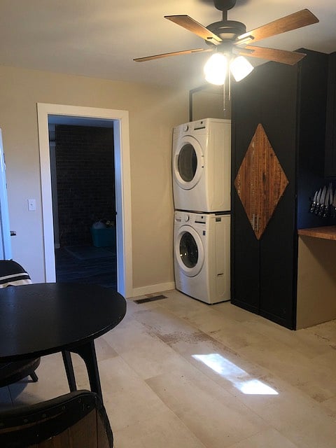 High efficiency washer and dryer.  Ample room in the pantry for your food.