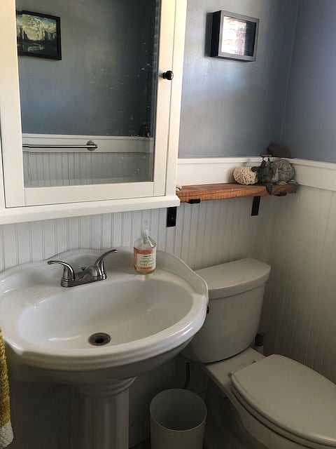 Main Bathroom