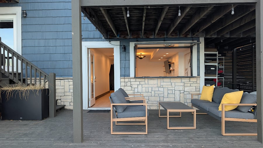 Private Entrance to Unit