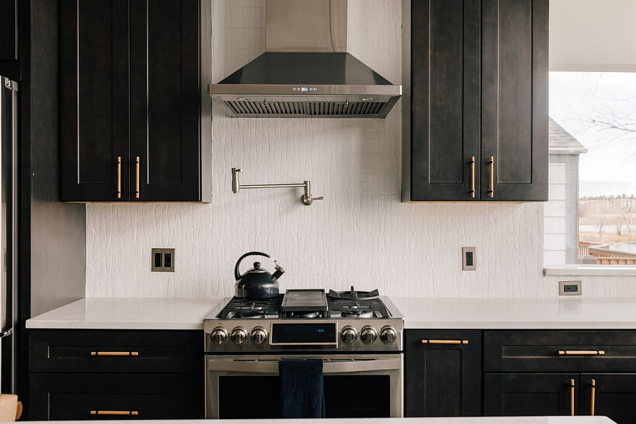 Shared Kitchen with Top of the Line Gas Appliances