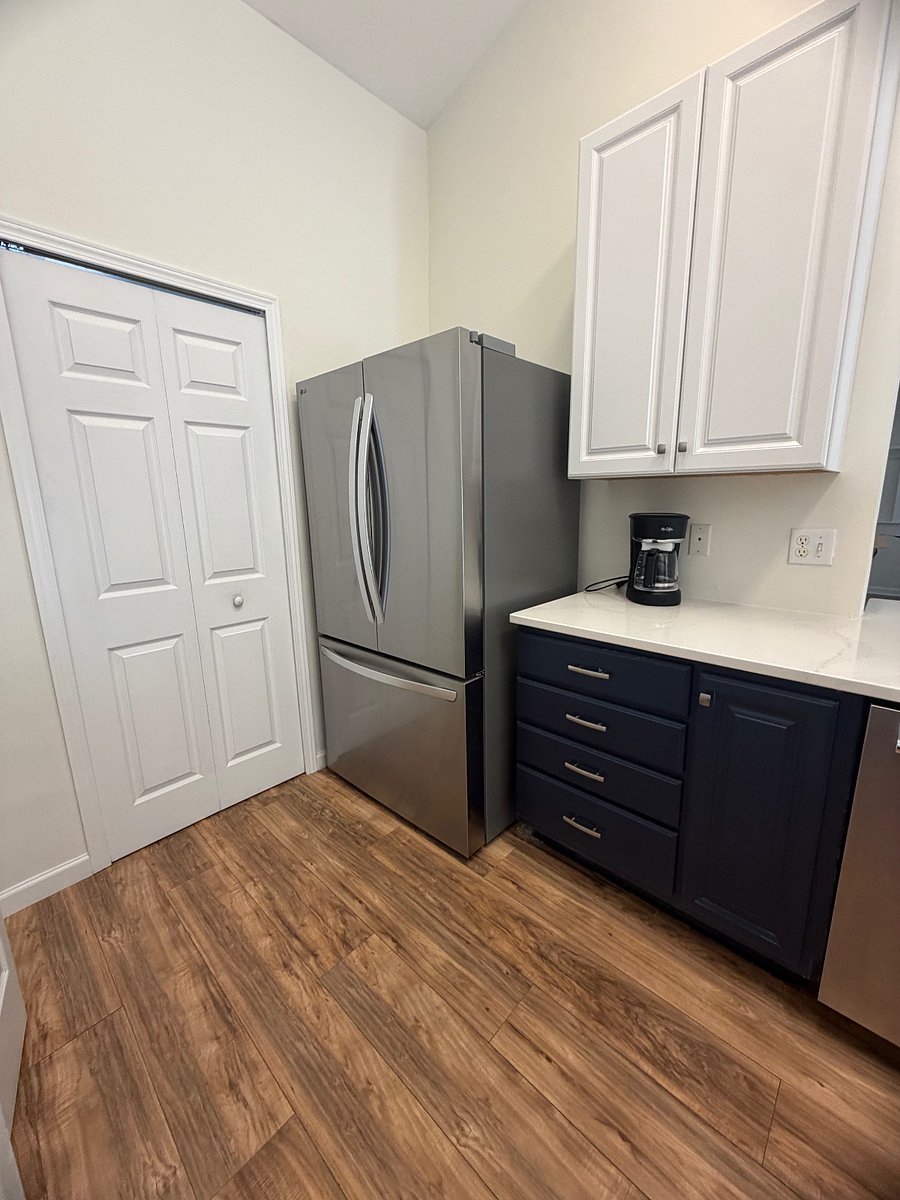 BACKSIDE OF KITCHEN LEADING TO PANTRY / MUDROOM