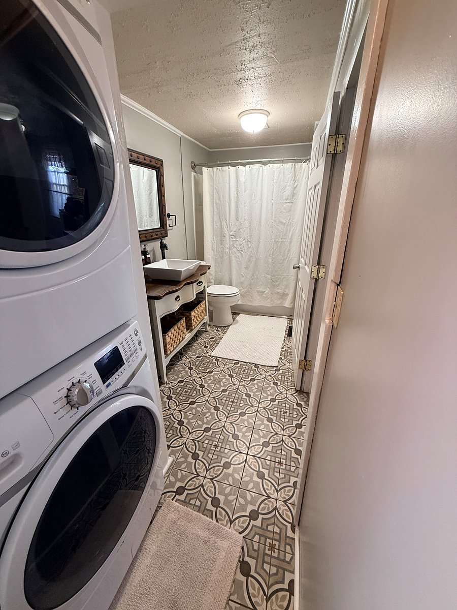 Furnished Finder property 980762_1 photo 9